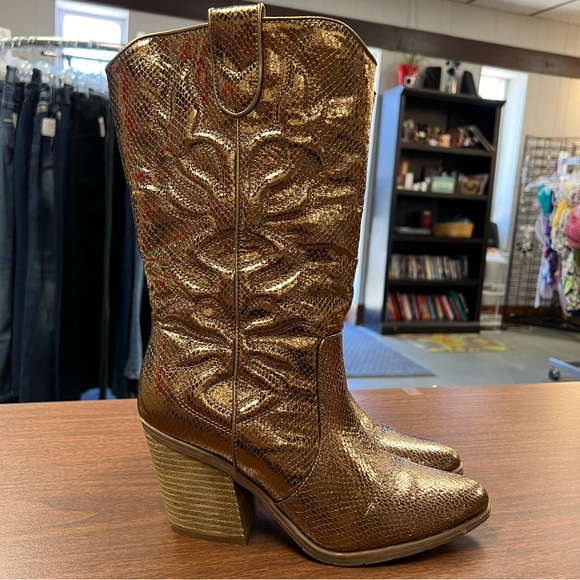 Michael by Michael Shannon metallic boots 8 WC - Picture 6 of 13